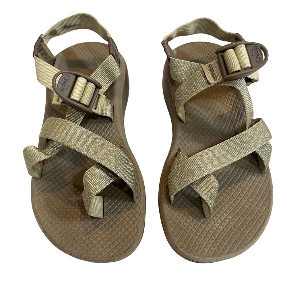 Chaco Women's Z/Cloud 2
Metallic Gold Sandal W 6